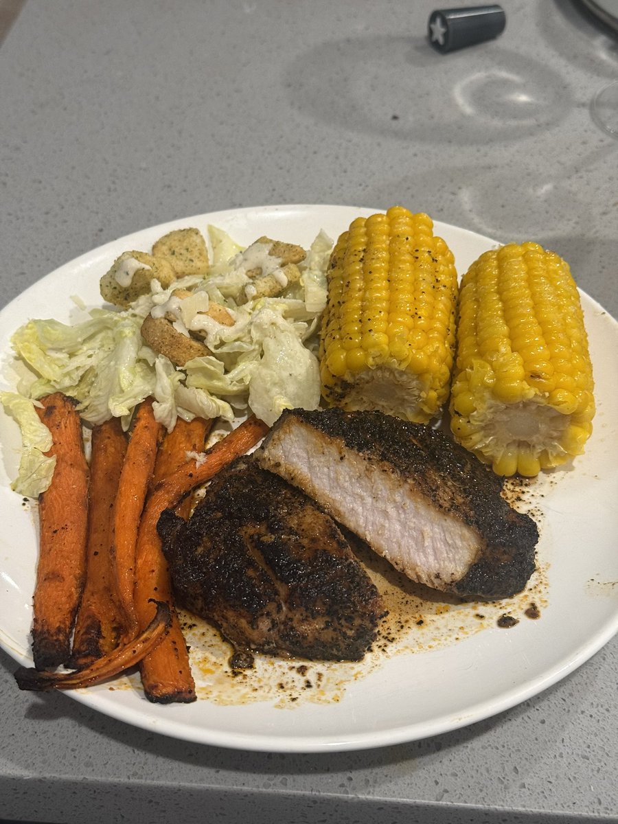 rapetrumpf's tweet image. Coffee Chili pork chop 🍖🌶️
#REALMENCOOK