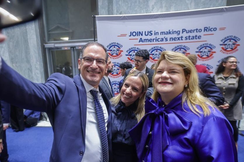 Jenniffer González tweet media