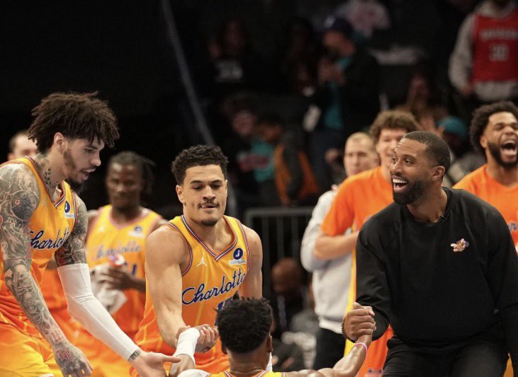 BradeauxNBA's tweet photo. Wanted to give the Charlotte Hornets some credit. Over their last 25 games:

Record: 19-6 (1st in the NBA)
Net rating: +12.6 (1st in the NBA)
Off. Rating: 122.9 (1st in the NBA)
REB%: 56.4% (1st in the NBA)
3PAr: 50% (2nd in the NBA)
3PT%: 39.0% (1st in the NBA)

Half of their shot attempts are threes and they’re hitting them at a league best 39% in that span. 

Even crazier, they’re first in the league in offensive rebounds and rebound percentage in that stretch. 

Dominating the math game… Easy to see why they’re smoking teams. 

Credit to Charles Lee and the Hornets for turning around their season.