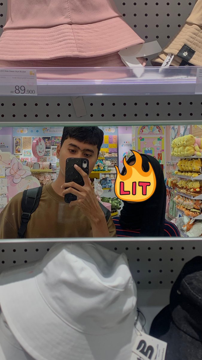 goldenbrowncrisp tweet media