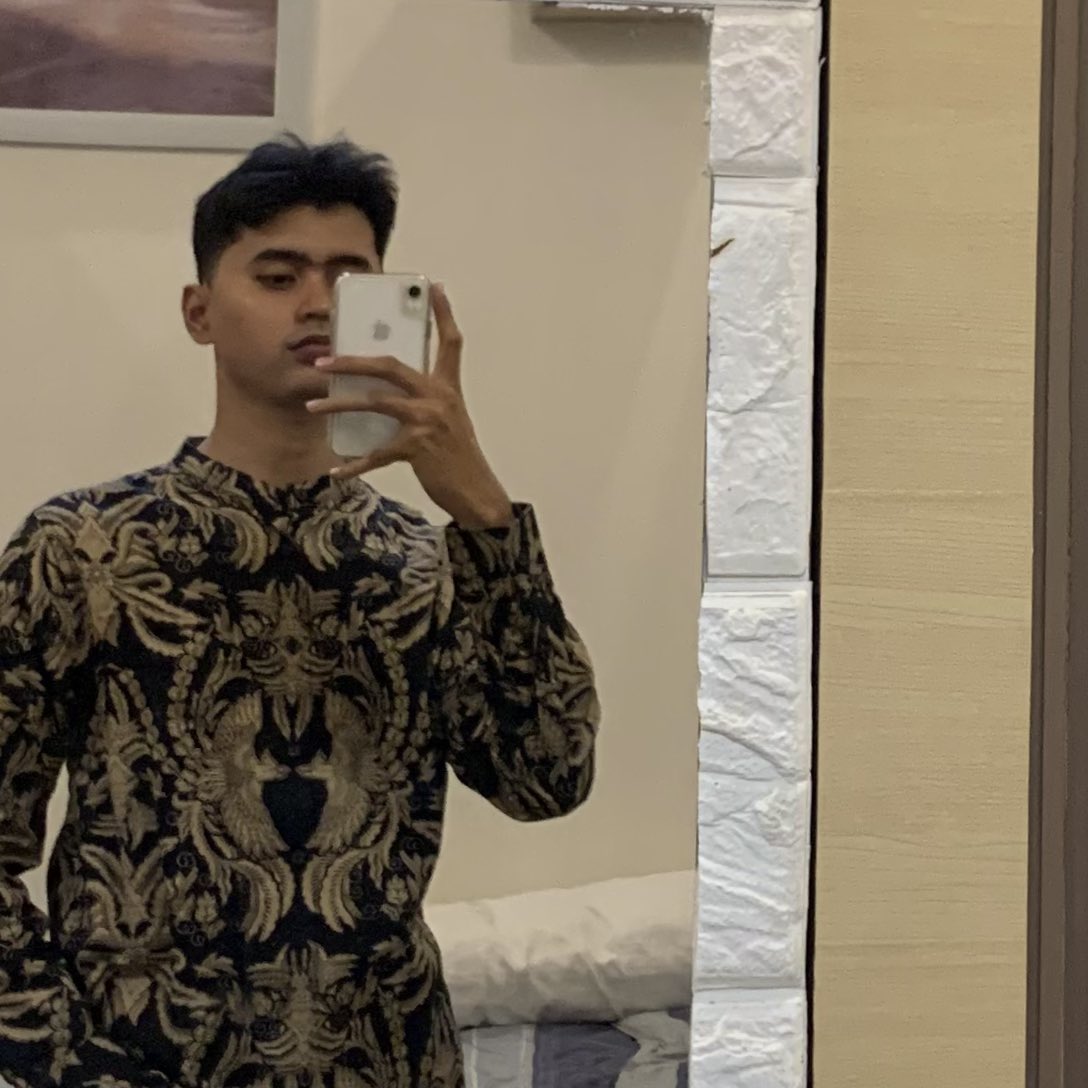 goldenbrowncrisp tweet media