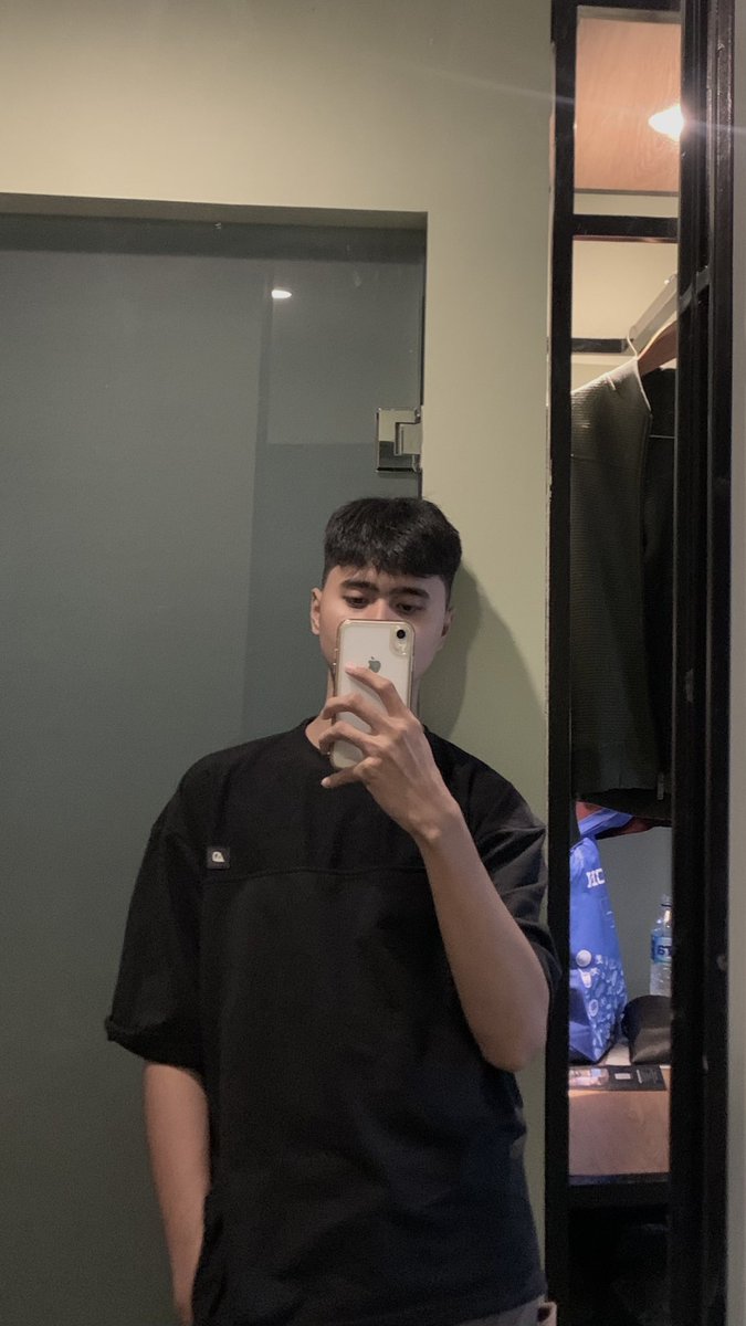 goldenbrowncrisp tweet media