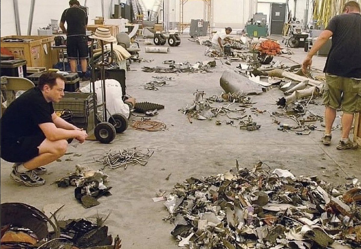 日本の民間宇宙企業、残念だけど諦めずに頑張って欲しい。
イーロン・マスクのスペースXも最初は連続失敗で破産寸前までなってますからね…