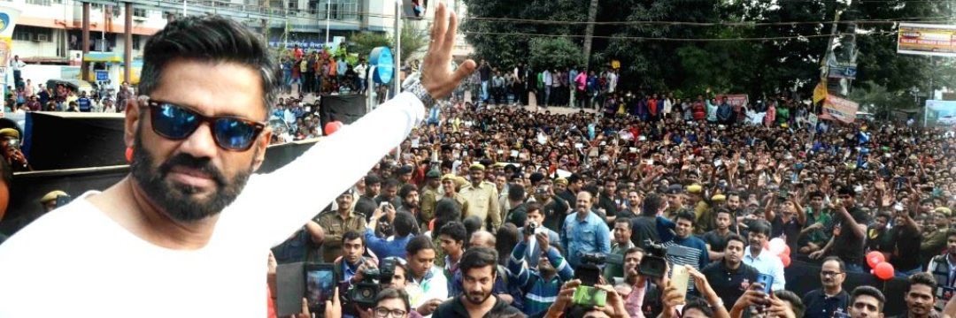 Good morning Guruji <a href="/SunielVShetty/">Suniel Shetty</a> sir #SunielShetty
