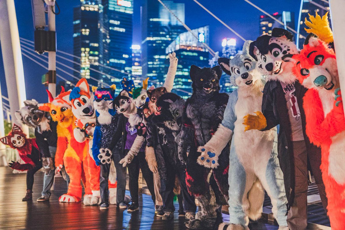 WulfricTaden's tweet photo. It has been a while since I've had fun with the other SGFurs! ๐ฅฐ
๐ท: @DraakonRhapsody
#FursuitFriday #Fursuit #STGCC https://t.co/J39FCmAY1G