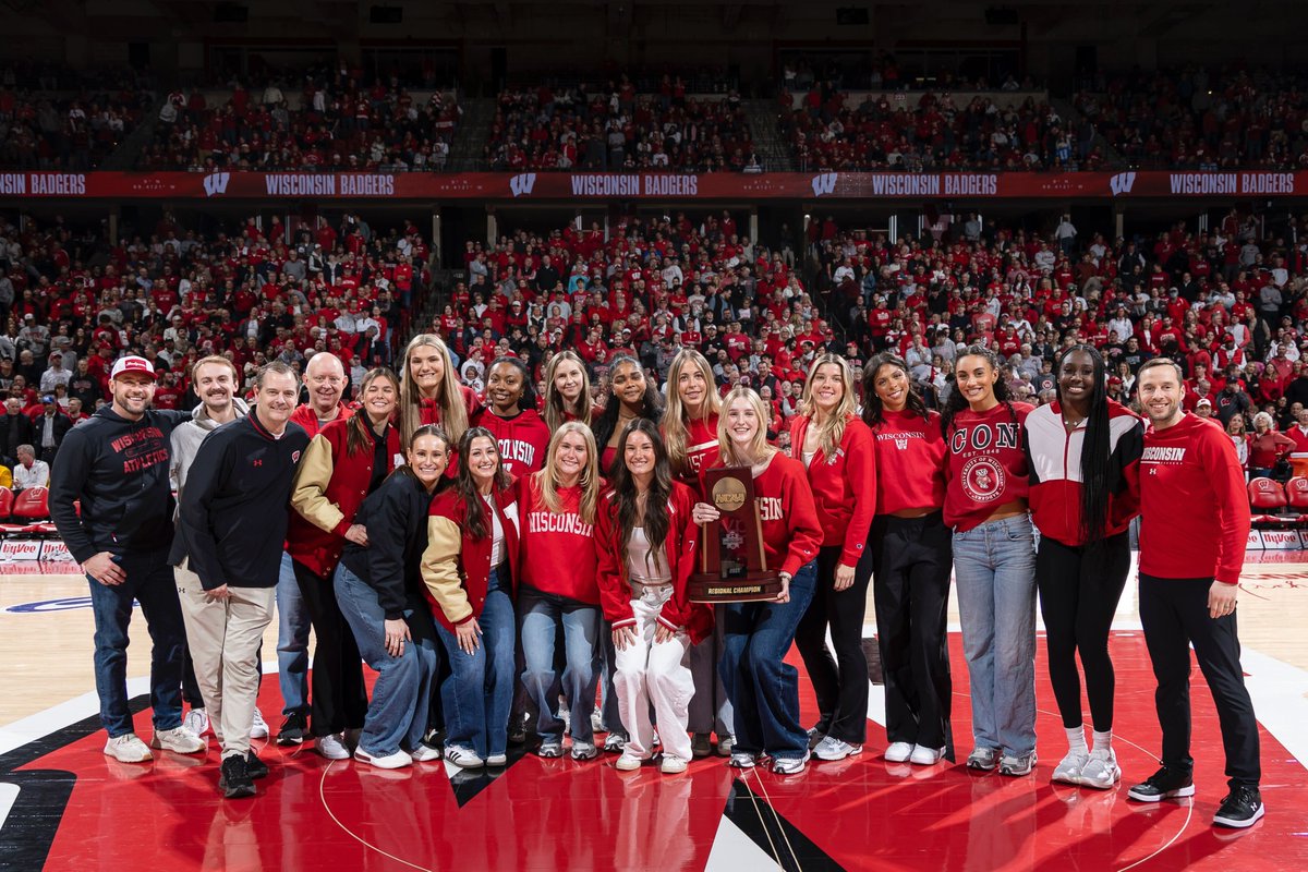 Wisconsin Badgers tweet media