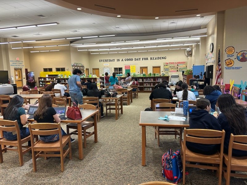 📚CIS@LFU - L. Orive📚 tweet media