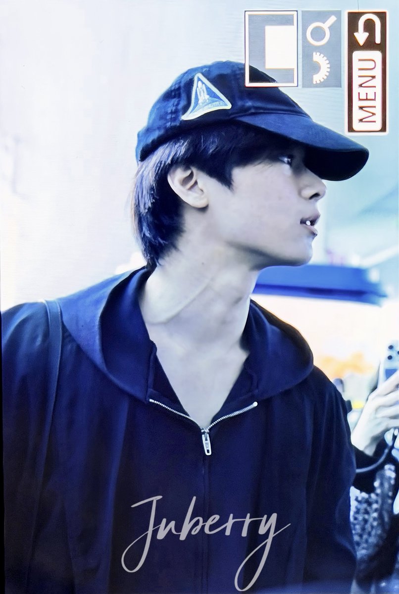 260305 ICN
안전 비행~🩵
#주연 #JUYEON