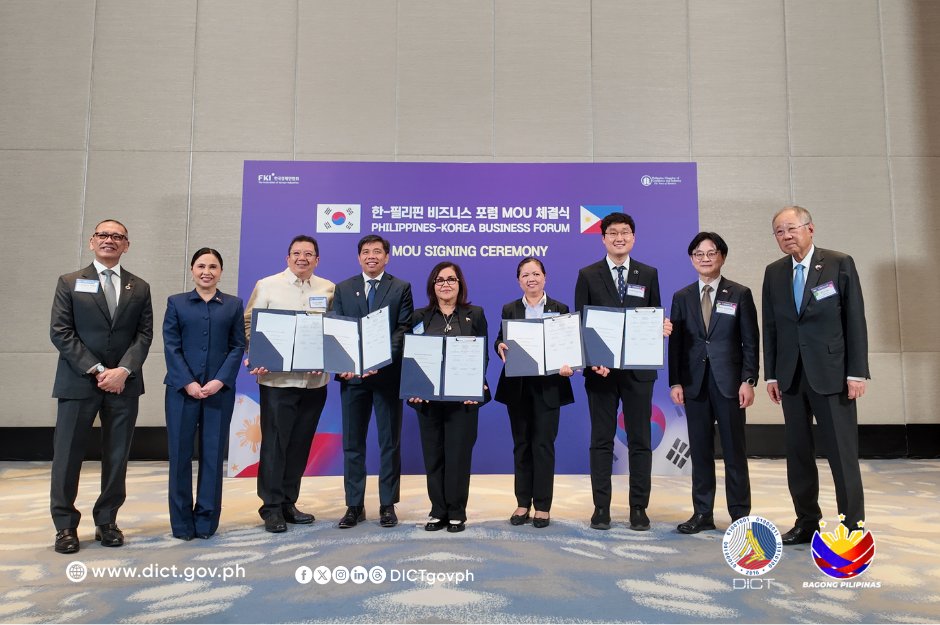 DICTgovph's tweet photo. Philippines - Korea Strengthen Space Cooperation

Read more: https://t.co/hqbeaNlafq

#DICT #PhilSA #CEZA #Philippines #Korea #DigitalBayanihan #BagongPilipinas https://t.co/Lnxd3rvmFM