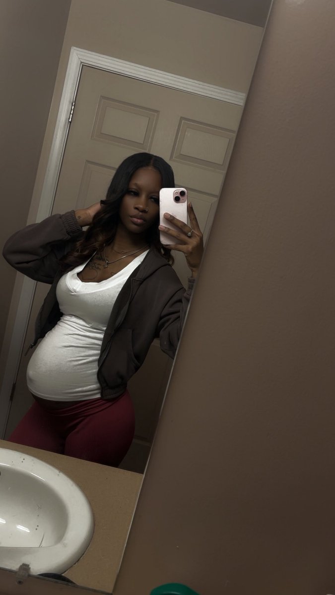 Update 8 weeks left until I meet my baby girl 🥺🤍🤍