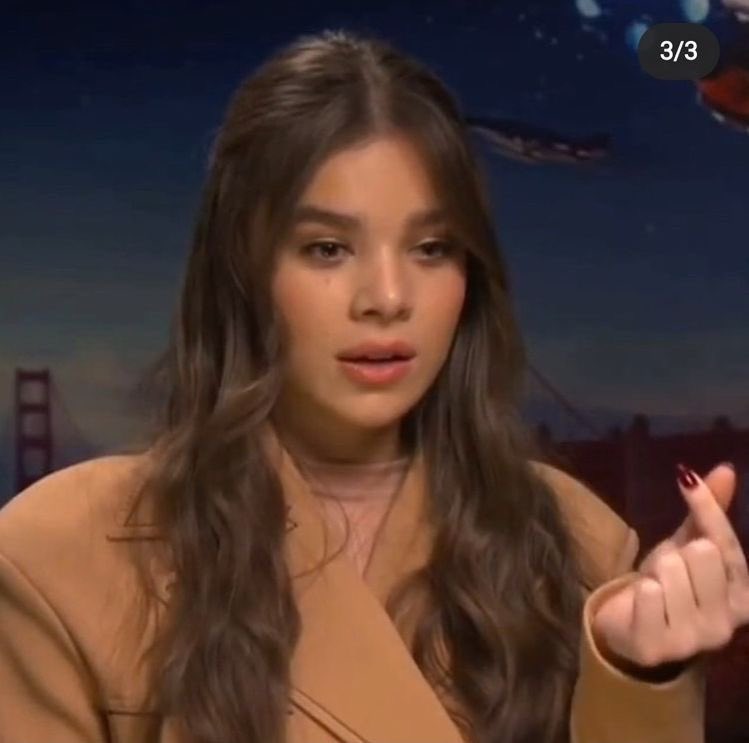 Terminei Verity, tô lendo os capítulos extras agora