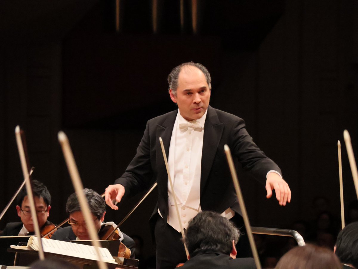 NHKSO_Tokyo's tweet photo. ▼番組情報
📅3/8(日) 21:00〜23:00
📺Eテレ「#クラシック音楽館」
#N響 定期公演 2026年1月Cプログラム

先週に引き続き #トゥガン・ソヒエフ が指揮を務めた、N響1月定期公演から。
第2弾となる3/8は、フランスとロシアの作曲家による、文学に題材をとった作品や舞台作品が集められた、Cプログラム (1/23収録) の模様です。
馥郁たる香りが立ち上がってくるような、独自の音色感や間合いに満たされた前半のドビュッシーとデュティユー。
そして輝かしい音色に彩られたオーケストラの響きを堪能できる、後半のリムスキー・コルサコフとストラヴィンスキー。
前後半で対照的な雰囲気を楽しめるコンサートをぜひご堪能ください。
なお20世紀最高峰のチェロ協奏曲と称されるデュティユー《遥かなる遠い国へ》で独奏を務めるのは #上野通明 です！

▼曲目・出演者
ドビュッシー／牧神の午後への前奏曲
デュティユー／チェロ協奏曲 「遥かなる遠い国へ」
リムスキー・コルサコフ／組曲「サルタン皇帝の物語」 作品57
ストラヴィンスキー／バレエ組曲「火の鳥」（1919年版）
指揮：トゥガン・ソヒエフ
チェロ：上野通明

▼番組ホームページ
https://t.co/EohmI0wwNX