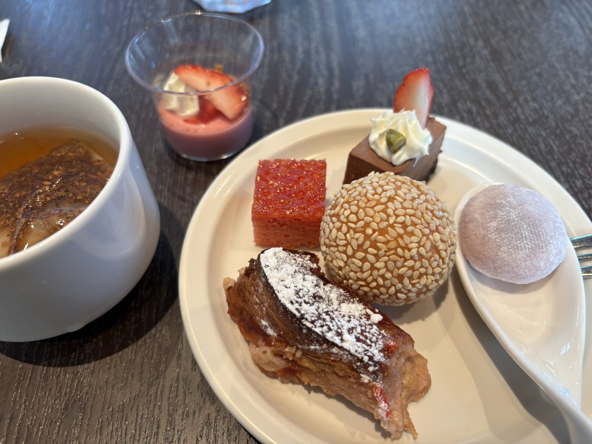 うるう tweet media