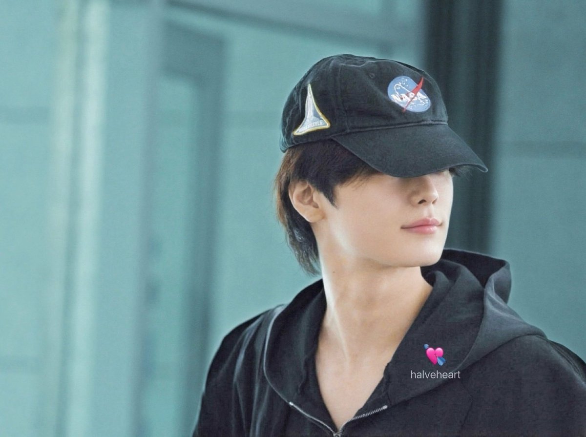 siha ;༊ tweet media