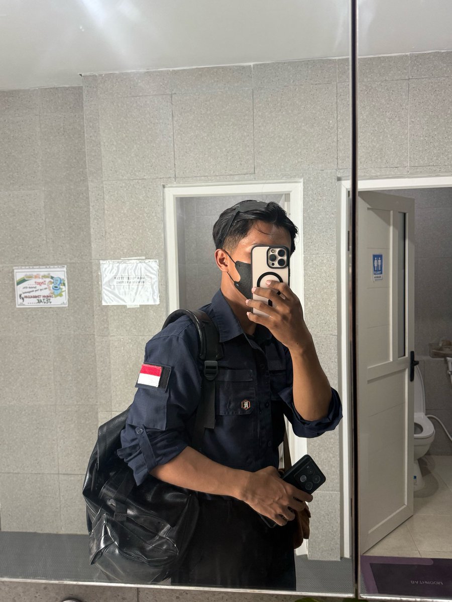 Uginecrab tweet media