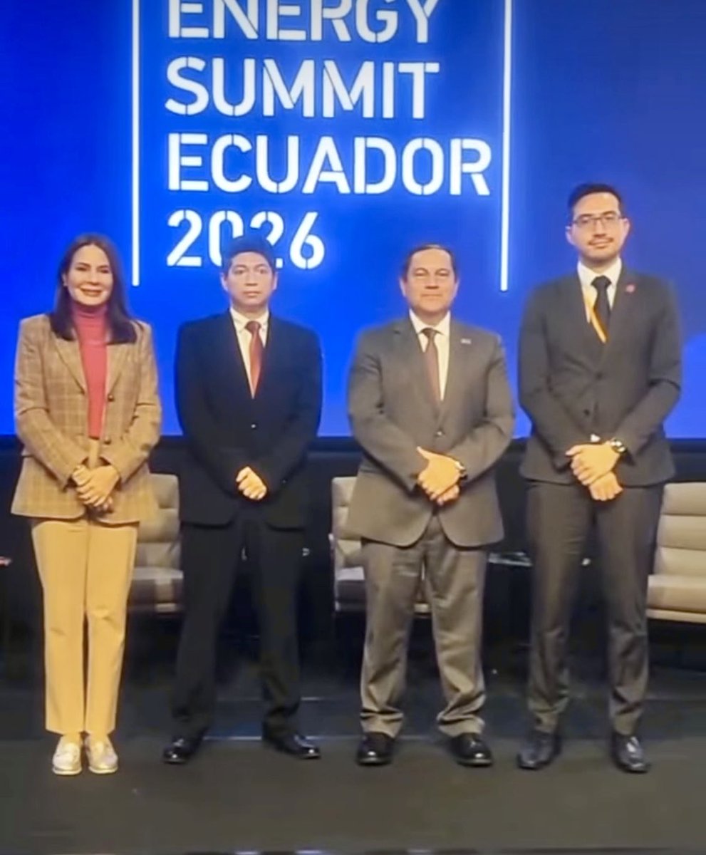 Vianna Maino tweet media