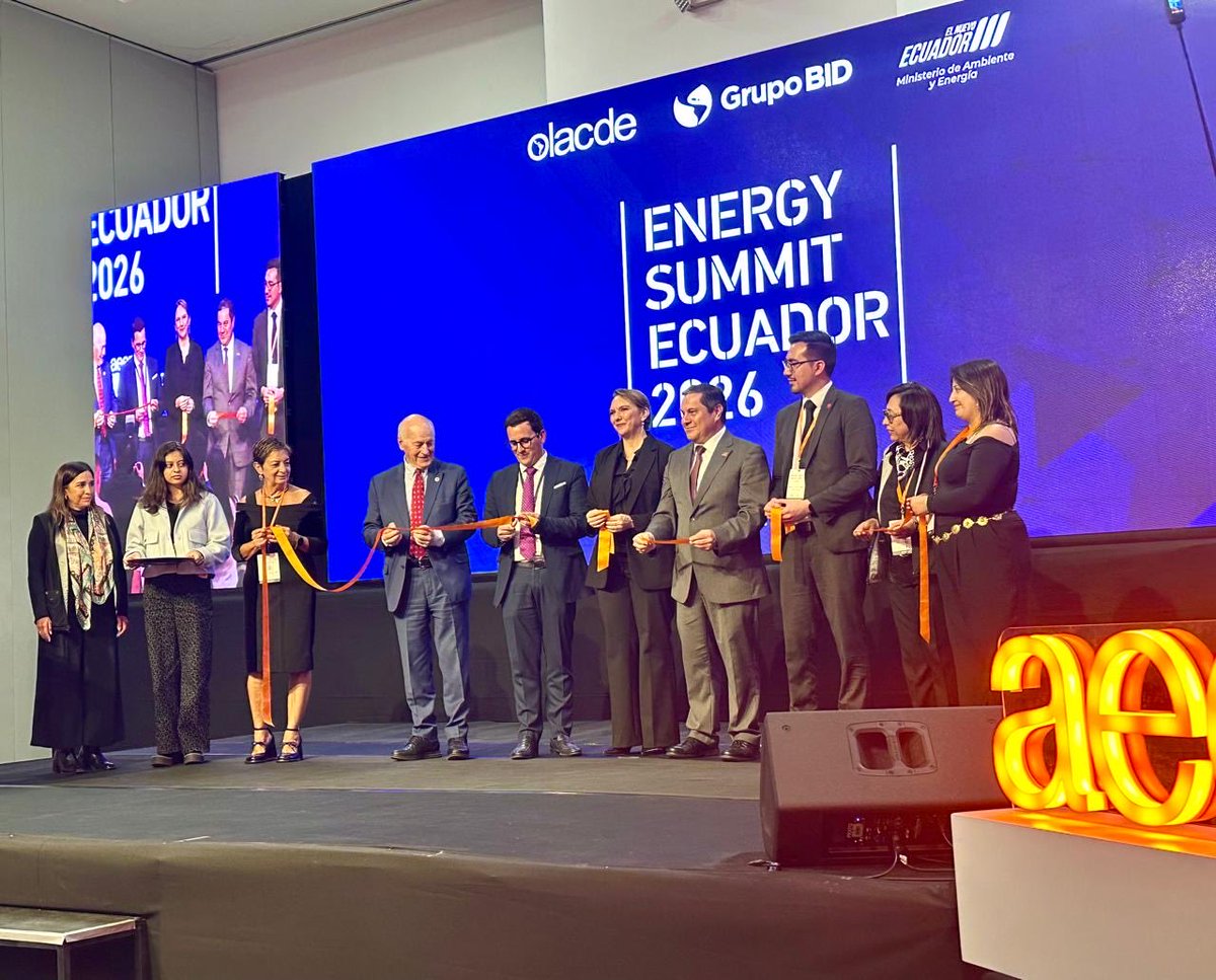 Vianna Maino tweet media