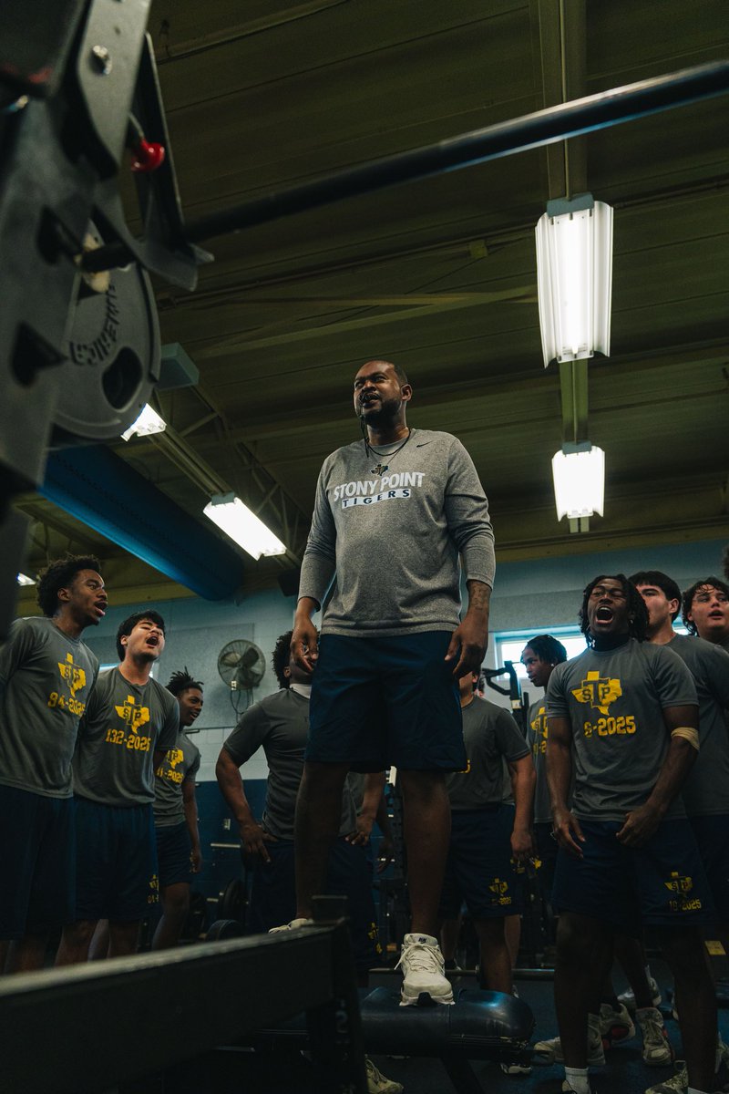 Coach Pleasant tweet media