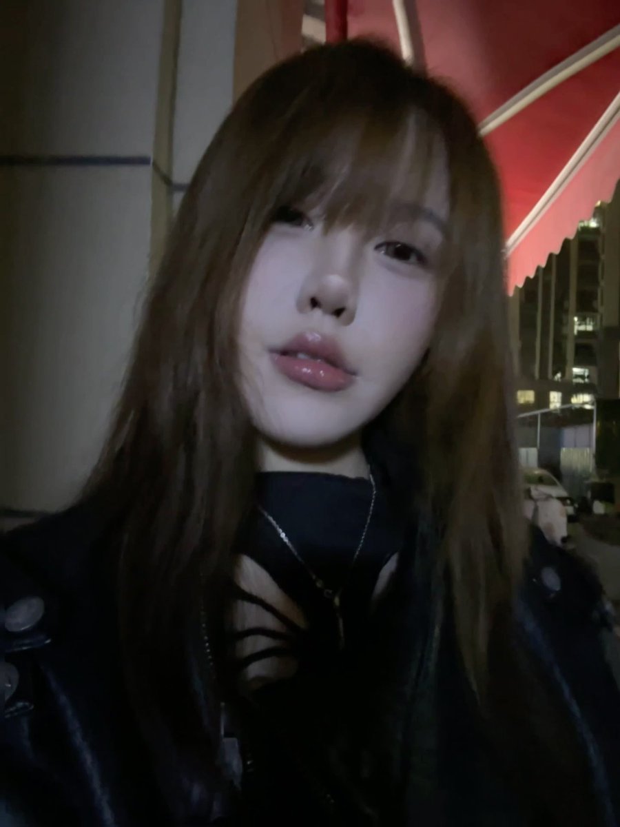 爱比项圈紧 tweet media