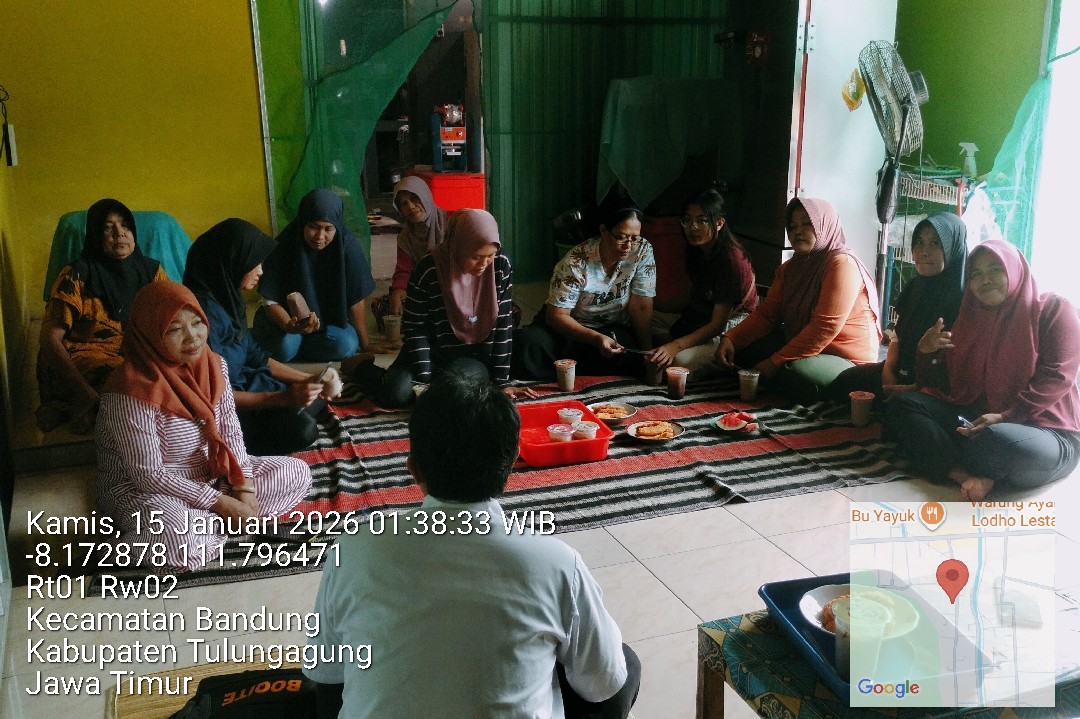 AinnalMuttaqin's tweet photo. Kamis,(15/1/2026) Ainnal M Luhkan Tulungagung mendampingi keg Akses informasi Potensi Produk Perikanan untuk mendukung kegiatan Makan Bergizi Gratispada Poklashar Binasari Adhimukti, Ds. Ngunggahan Kec Bandung Kab Tulungagung 
@bppsdm_kp @bppsdm_pusluhkp @bppsdm_bp3bwi #luhlapor https://t.co/qvxnAVQydC