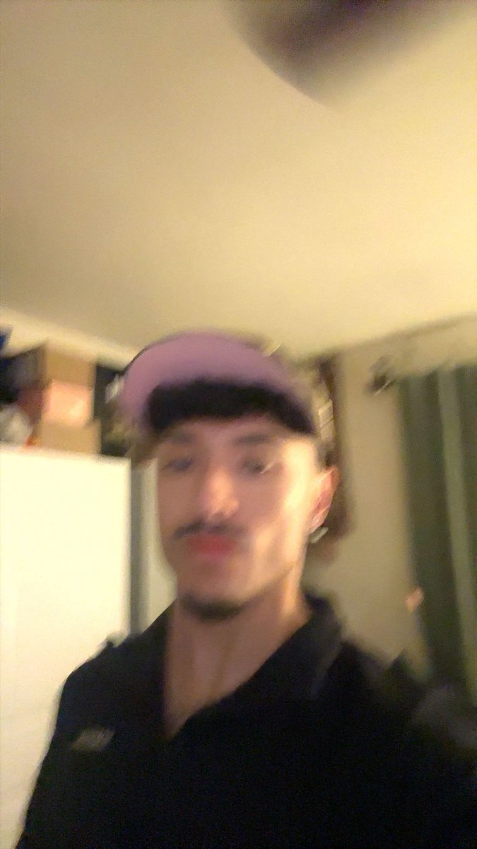 chino 🔱 tweet media