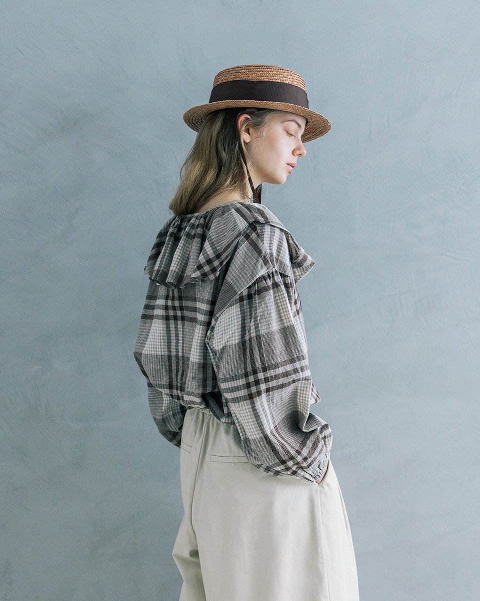 sm2_press's tweet photo. 【「Cross×Linen」2026 Spring】

本日3/5(木)より「Cross×Linen」の春の新作アイテムが発売！

春が一層楽しみになるような軽やかなワンピースとブラウスをラインナップ。
やわらかなイエローやどこかレトロなチェック柄などカラー展開にも注目です。

▼詳細はこちら▼
https://t.co/TFDWcNqwo7 https://t.co/DQ2x9mScLU