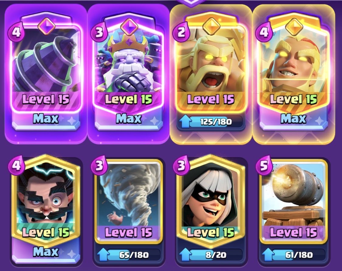 SQUIDcr's tweet photo. I’ll get uc tomorrow but for now I’m liking this deck a lot. Also pls delete hero mega minion, I hate that card https://t.co/2CMTJVwVr1