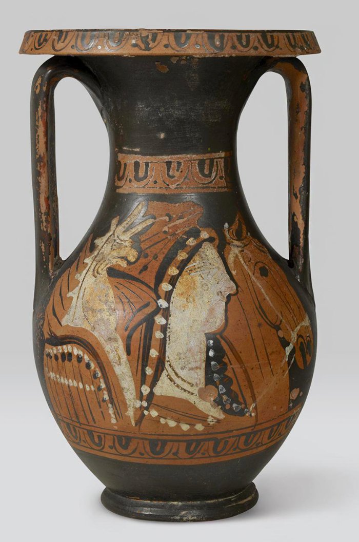 Adrienne Mayor tweet media