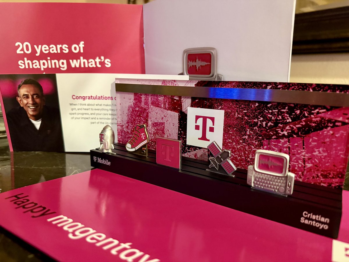 Cris Santoyo tweet media