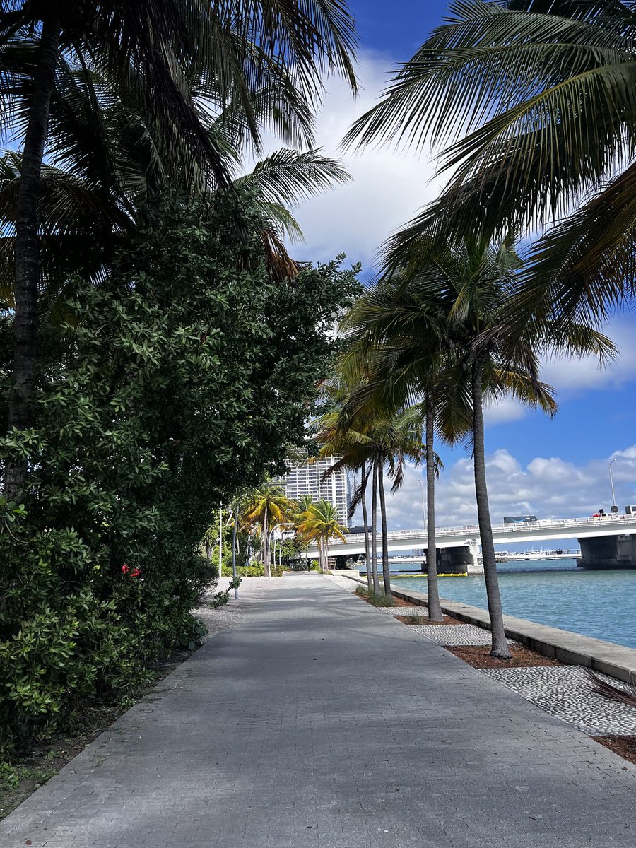 Florence❄️ tweet media