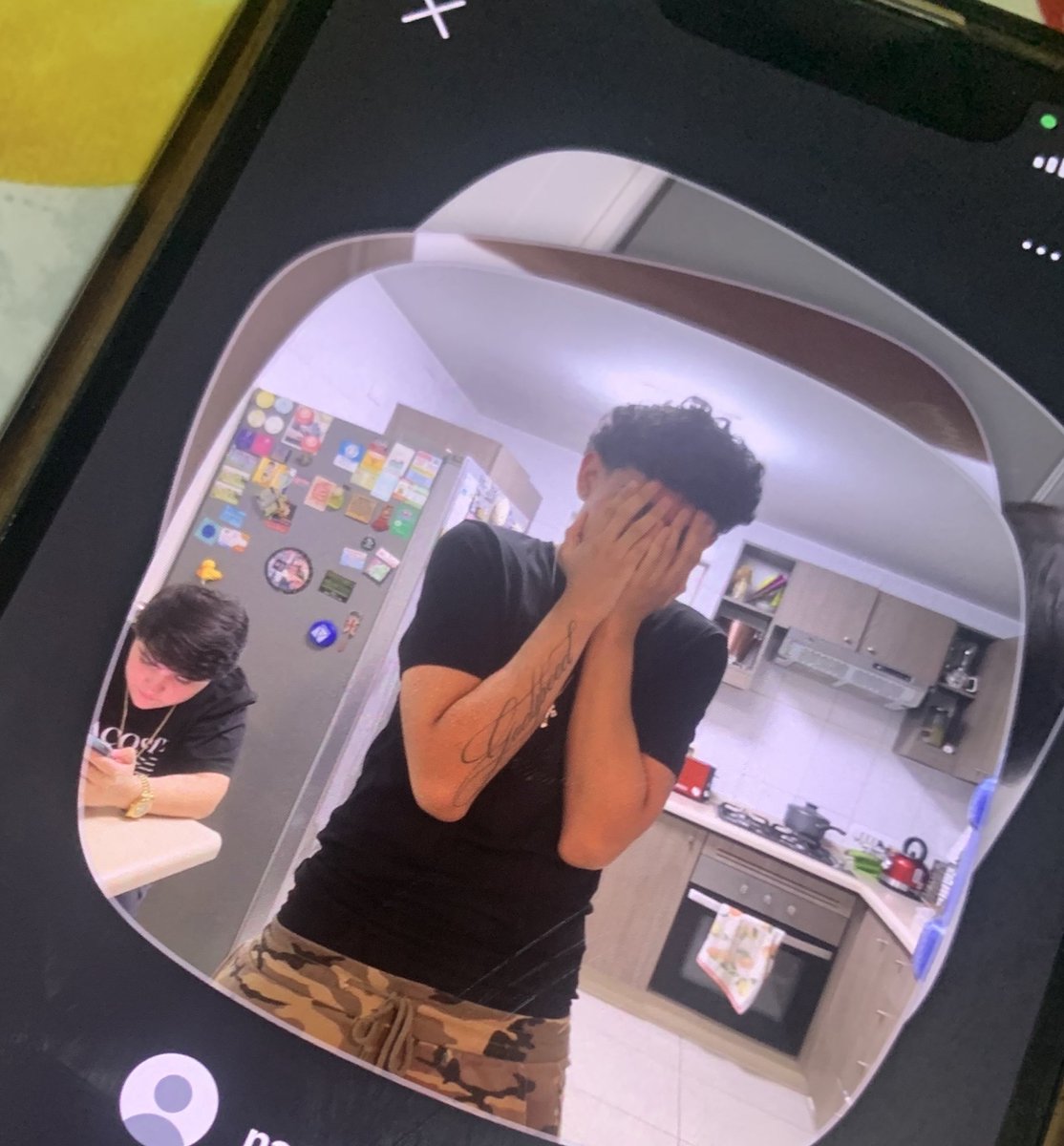 Martinaa tweet media