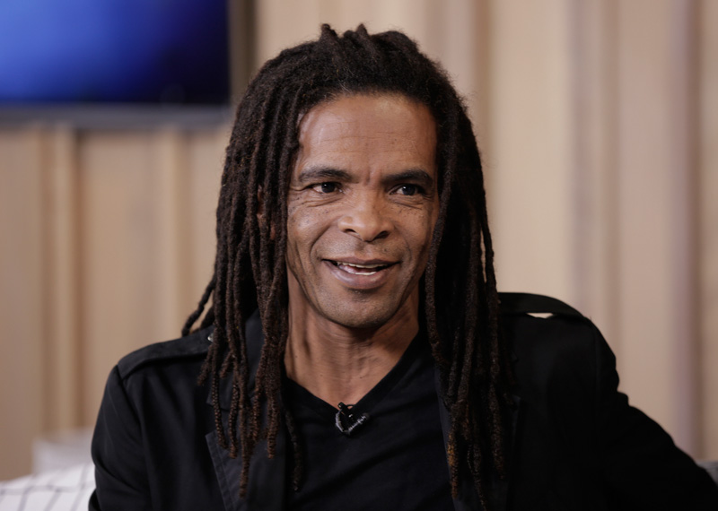 KayaNews's tweet photo. BREAKING NEWS: South African entertainer Soli Philander has passed away.
The 65-year-old died yesterday, following unknown causes.
#KayaNews #SoliPhilander SM https://t.co/ODryaRnuBt
