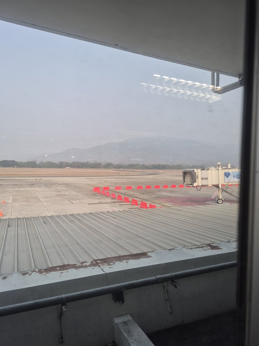 เขา​ เธอ​ เรา​ ฉัน​ tweet media