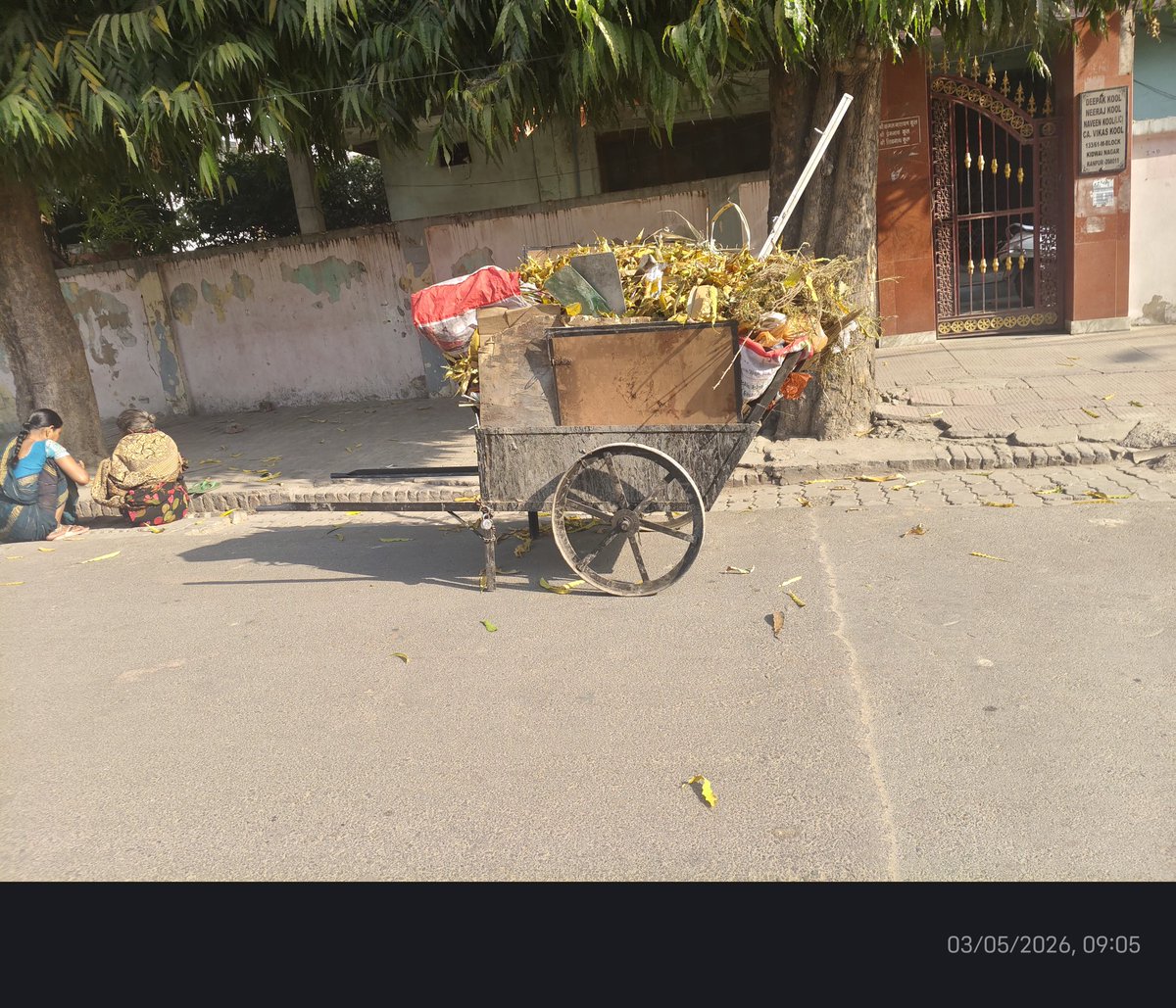 विश्वस्तरीय और अत्याधुनिक मशीनों की दम पर <a href="/nagarnigamknp/">Kanpur Nagar Nigam</a> हमारे शहर को इतना साफ रख पाती है। 

इतनी एडवांस सफाई की तकनीक किसी और देश के पास हो तो दिखाओ। 

ऐसे ही थोड़े हम विश्व की सबसे अधिक आबादी वाले देश के 13वें सबसे साफ शहर बन गए।