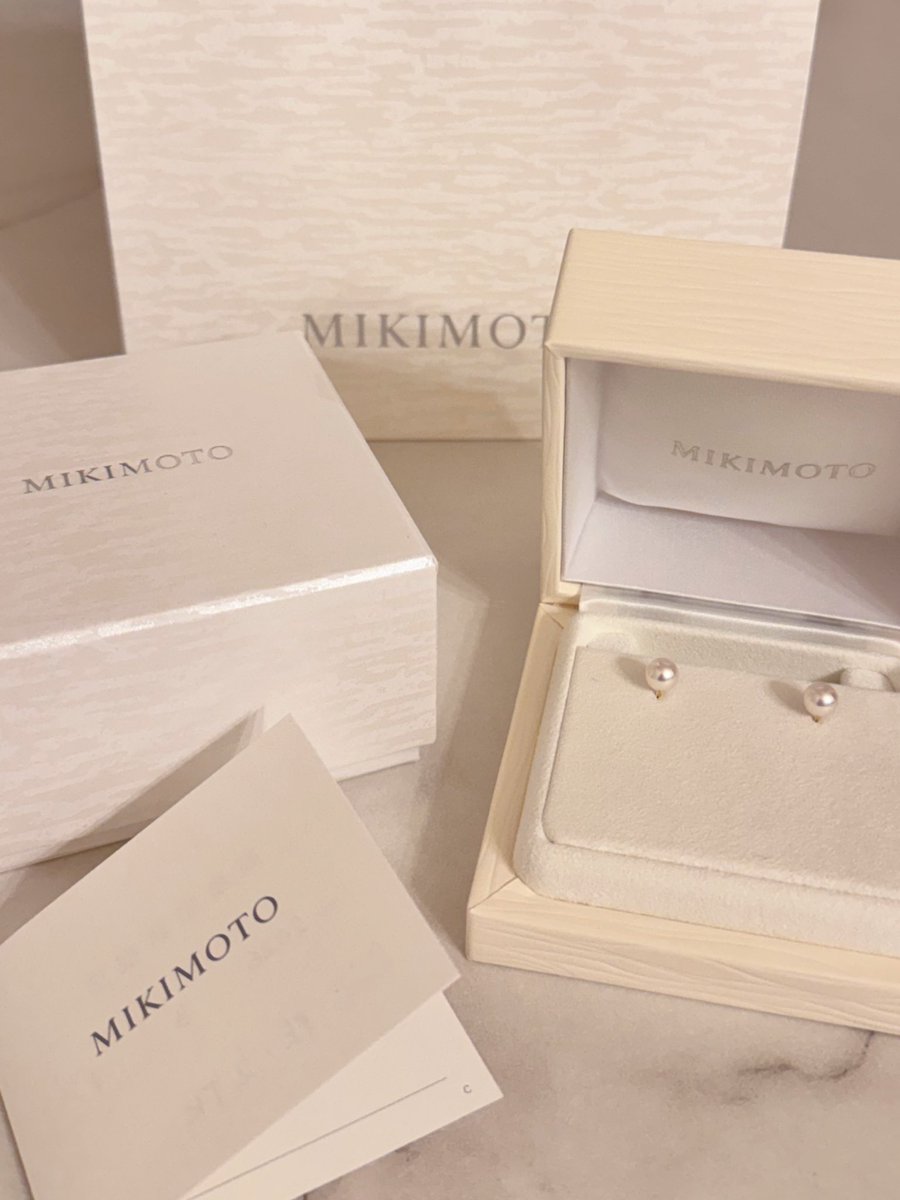 最強開運日なので先日お迎えしたミキモトを開封🦪🤍 ずっとほしかった