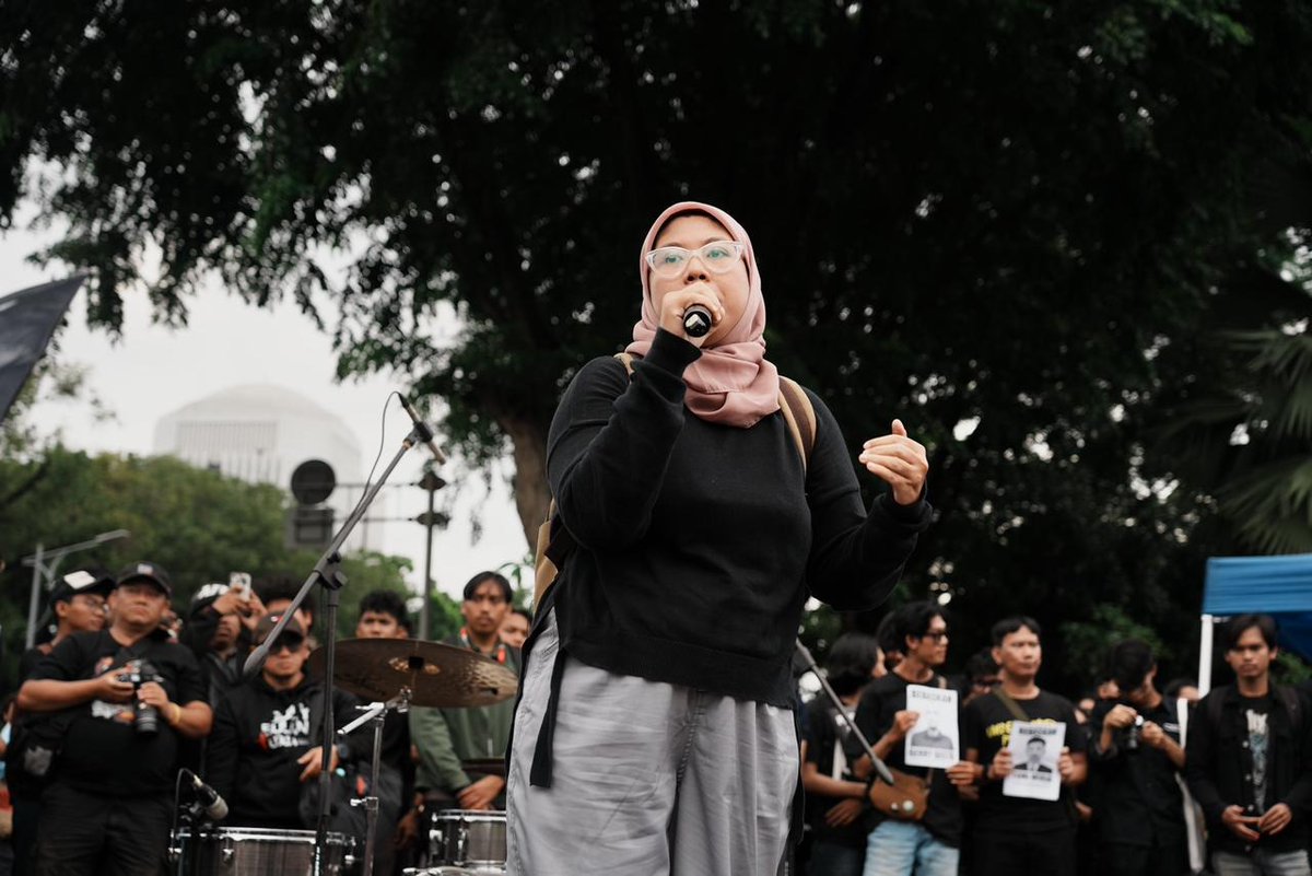 sumarsih11 tweet media