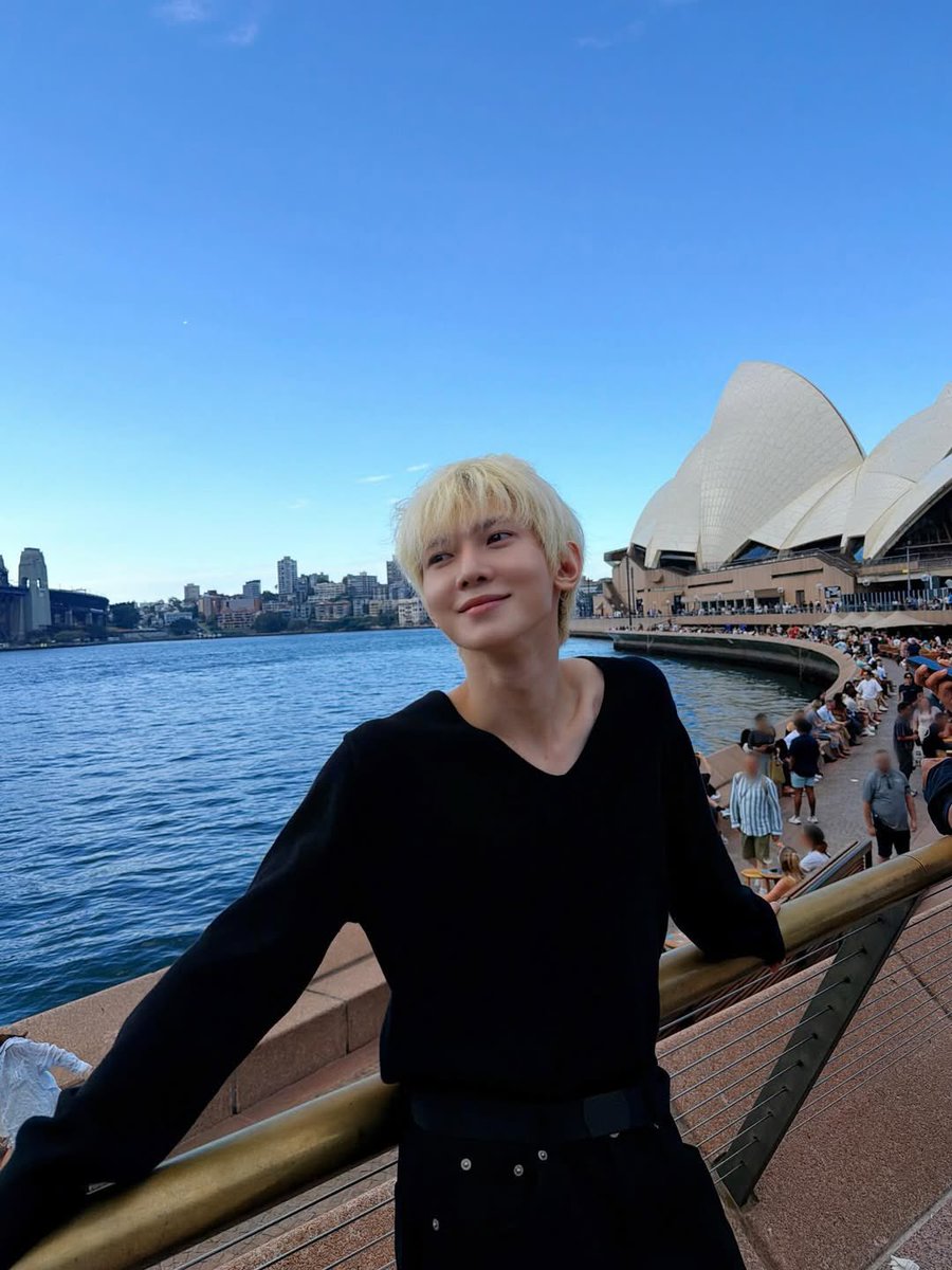 oh i am devastated look at his smile!!!!!!!!!!