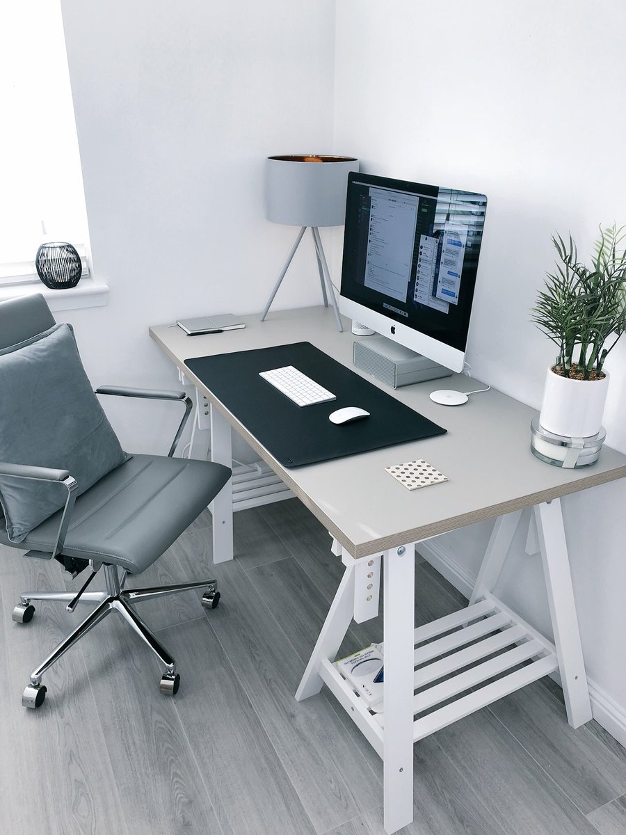 Olivia online jobs tweet media