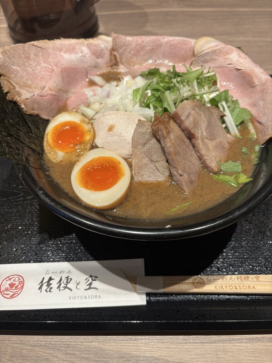 futottamoment's tweet photo. ら https://t.co/Z7TPpe0oc4