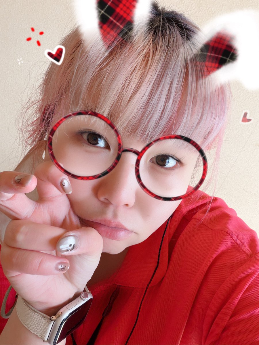 こんちゃちゃ🦊 まだ声がちゃんと出なくて萎えぴなてし子ちゃん( 。ω