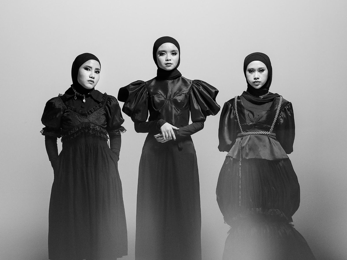 BandwagonAsia's tweet photo. ALYPH, Voice of Baceprot, Sekumpulan Orang Gila, Jasmine Sokko &amp; more set for free FENIX360 Live! showcase at *SCAPE

https://t.co/Cg1CxUBmIg https://t.co/P23uYcYxmw