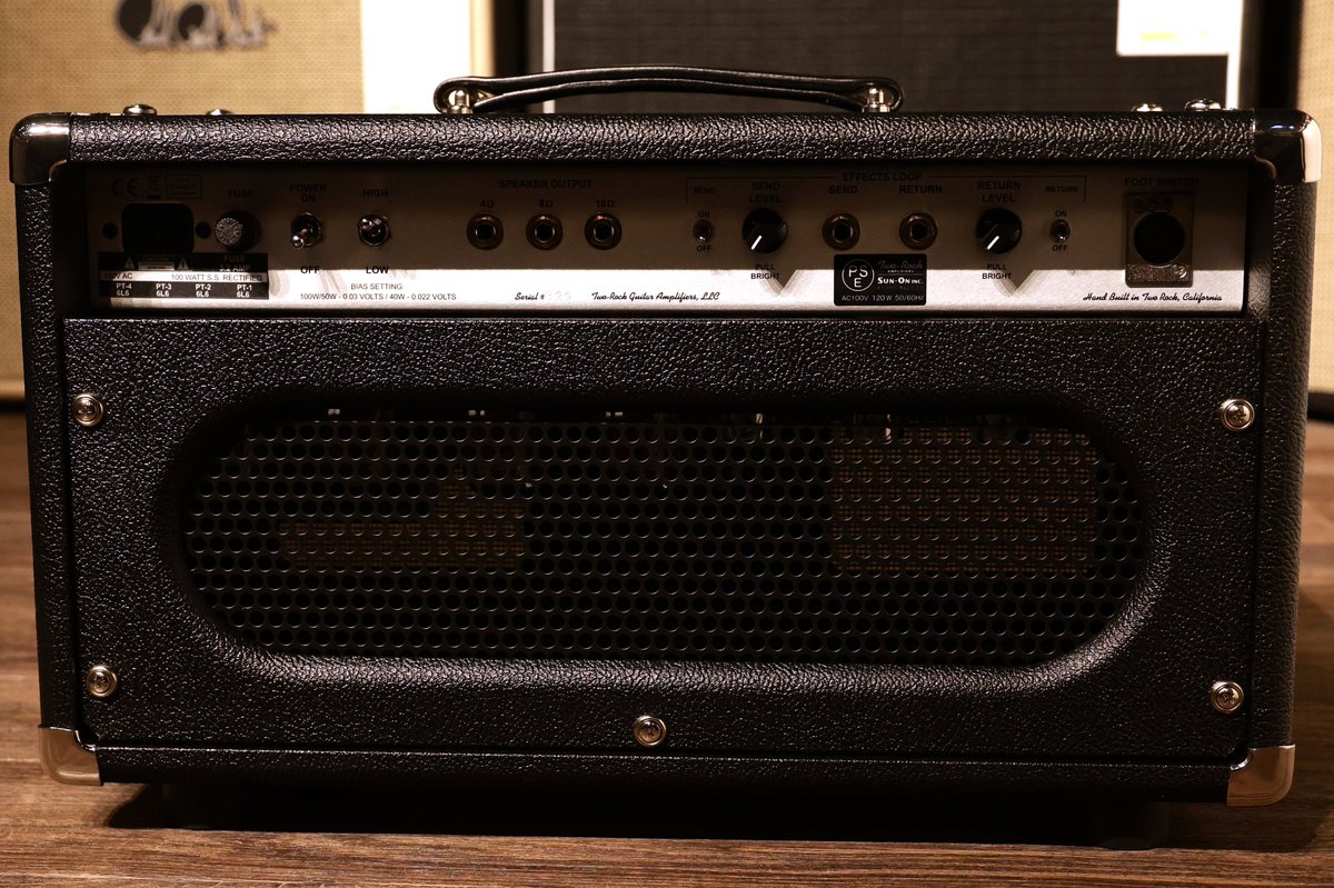 ishibashichamz's tweet image. Two-Rock / TS1 Head 100/50Watt Black Broncoが入荷！

TS1は、加算式ゲインを採用した2チャンネル仕様のアンプで、SSSやCRSなどのモデルとは一線を画す独自のサウンドキャラクターを持ちます。

#tworock #amplifier