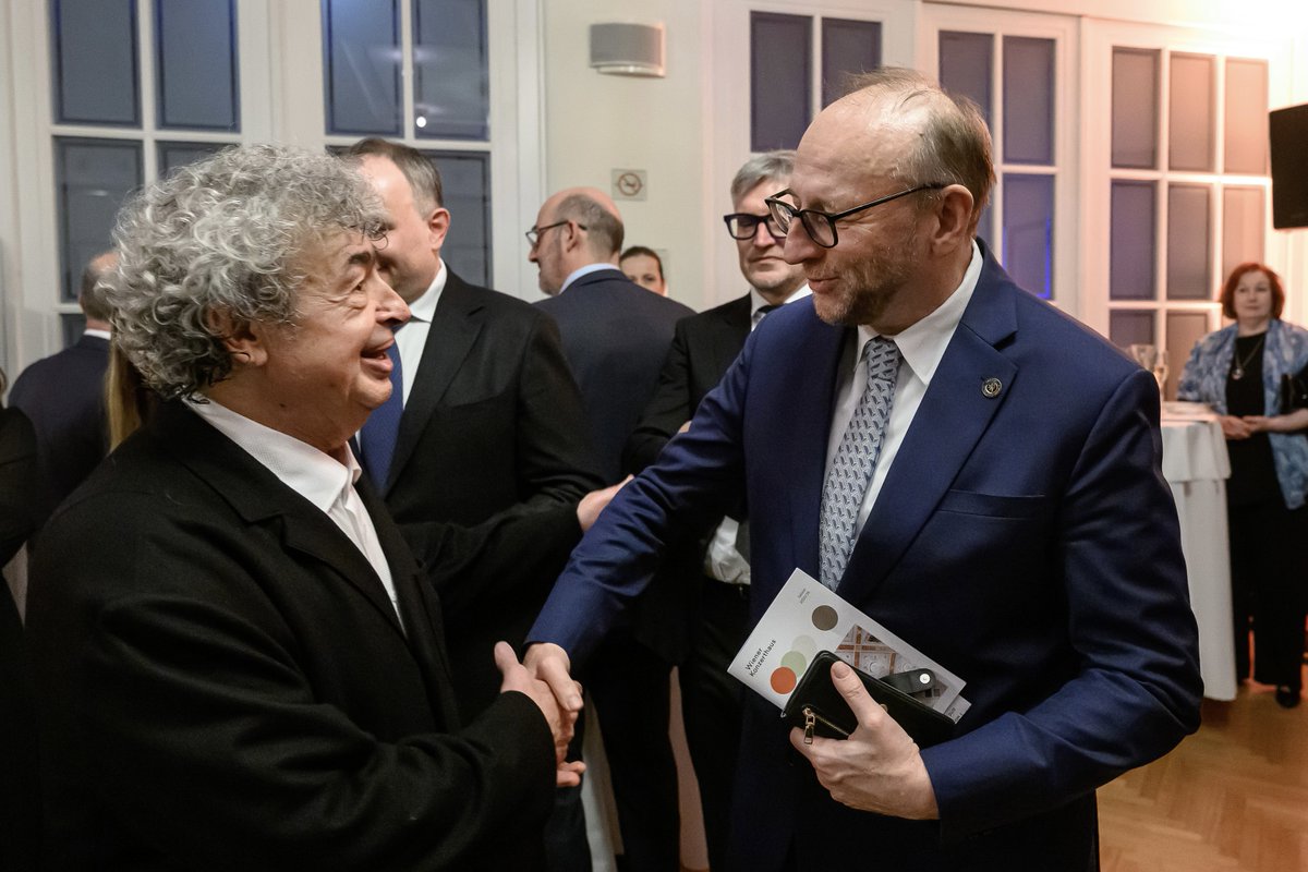 Czech Embassy Vienna tweet media