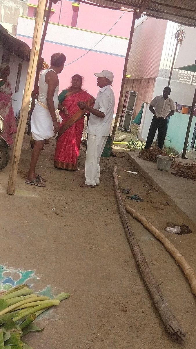 needivarman's tweet photo. அய்யனார் கோவில் காடு பகுதியில் சாக்கடை கால்வாய் மற்றும் தார் சாலை நடைபெறும் இடத்தை பார்வையிட்டேன் https://t.co/NiIQGbfqj1