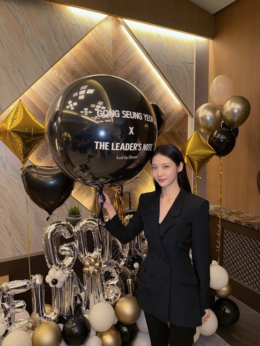 GSYintl's tweet photo. https://t.co/UAVefH5JyR

#TheLeadersNote #GongSeungYeon #공승연 https://t.co/e2BITPq9Zj