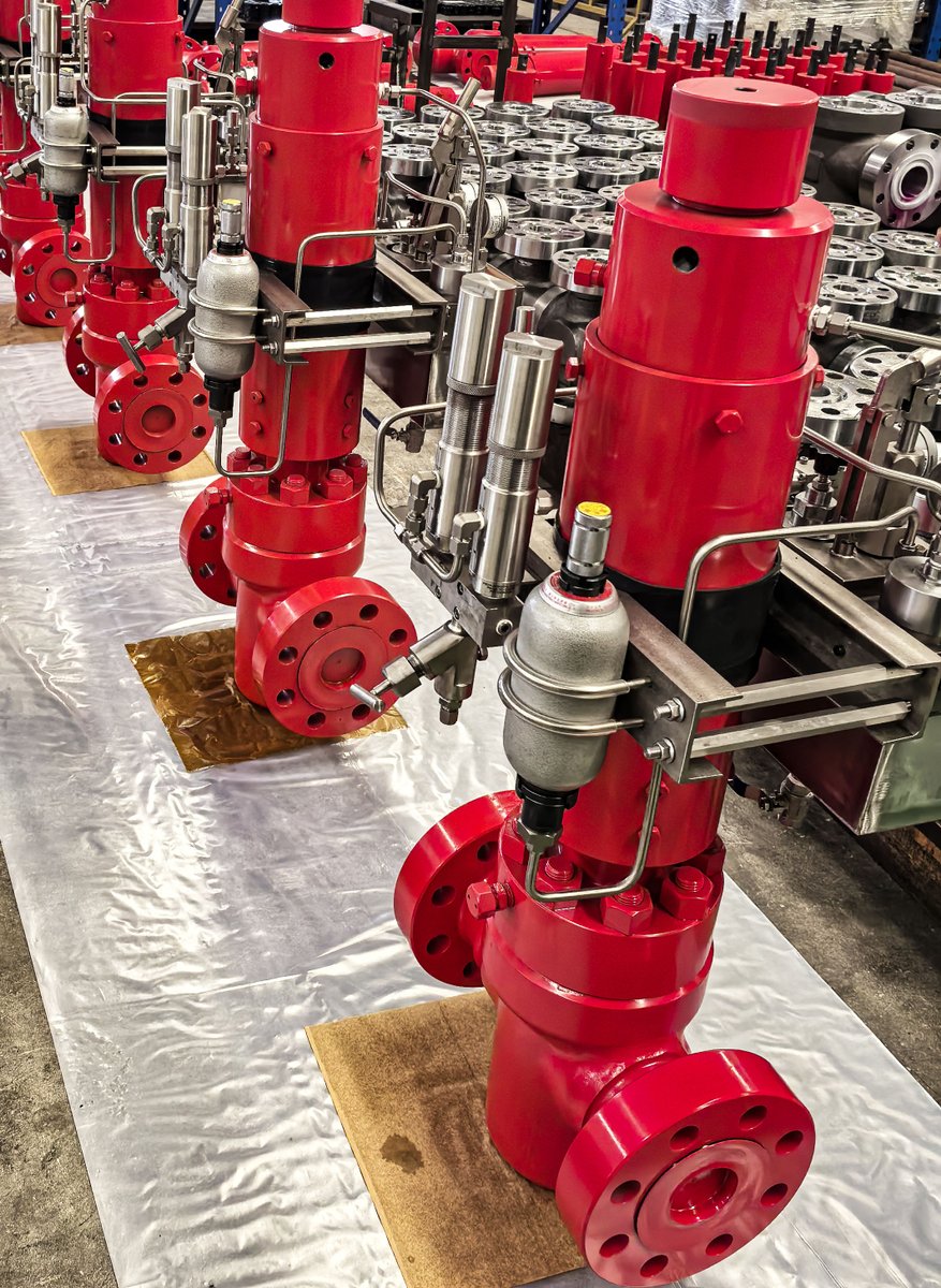 DMS_Machinery's tweet image. API 6A hydraulic gate valves in factory testing.

Each valve undergoes hydrostatic, sealing, and actuator function tests to ensure reliable performance in high-pressure oil &amp;amp; gas applications.

#API6A #GateValve #Wellhead #OilAndGas #FactoryTesting