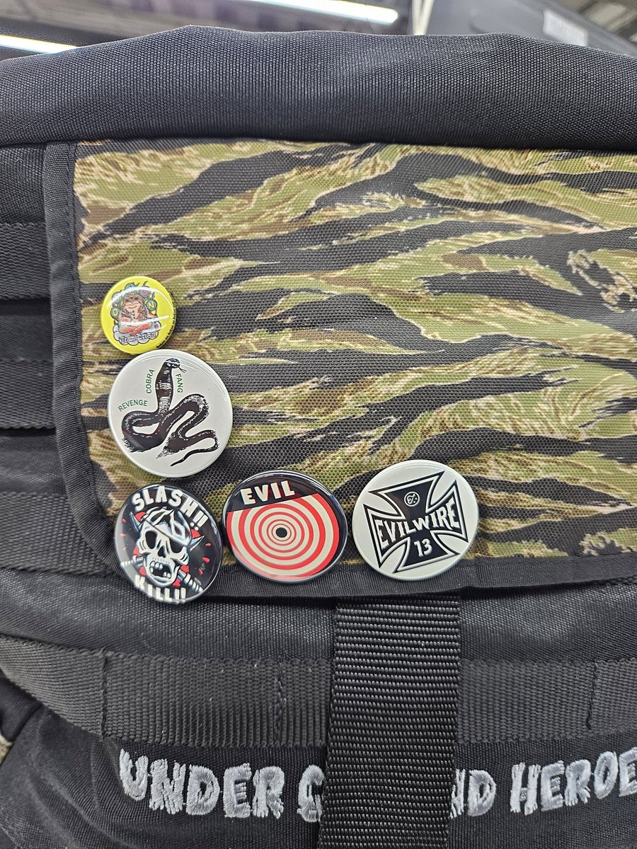 javqs04's tweet image. 早速つけちゃうよねホワイトクロス
 #EVILWIRE