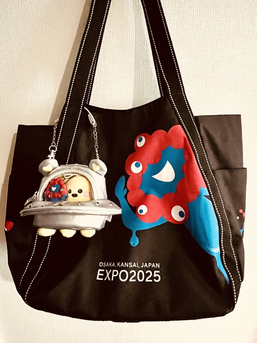 ミャクミャクと暮らすあずき tweet media