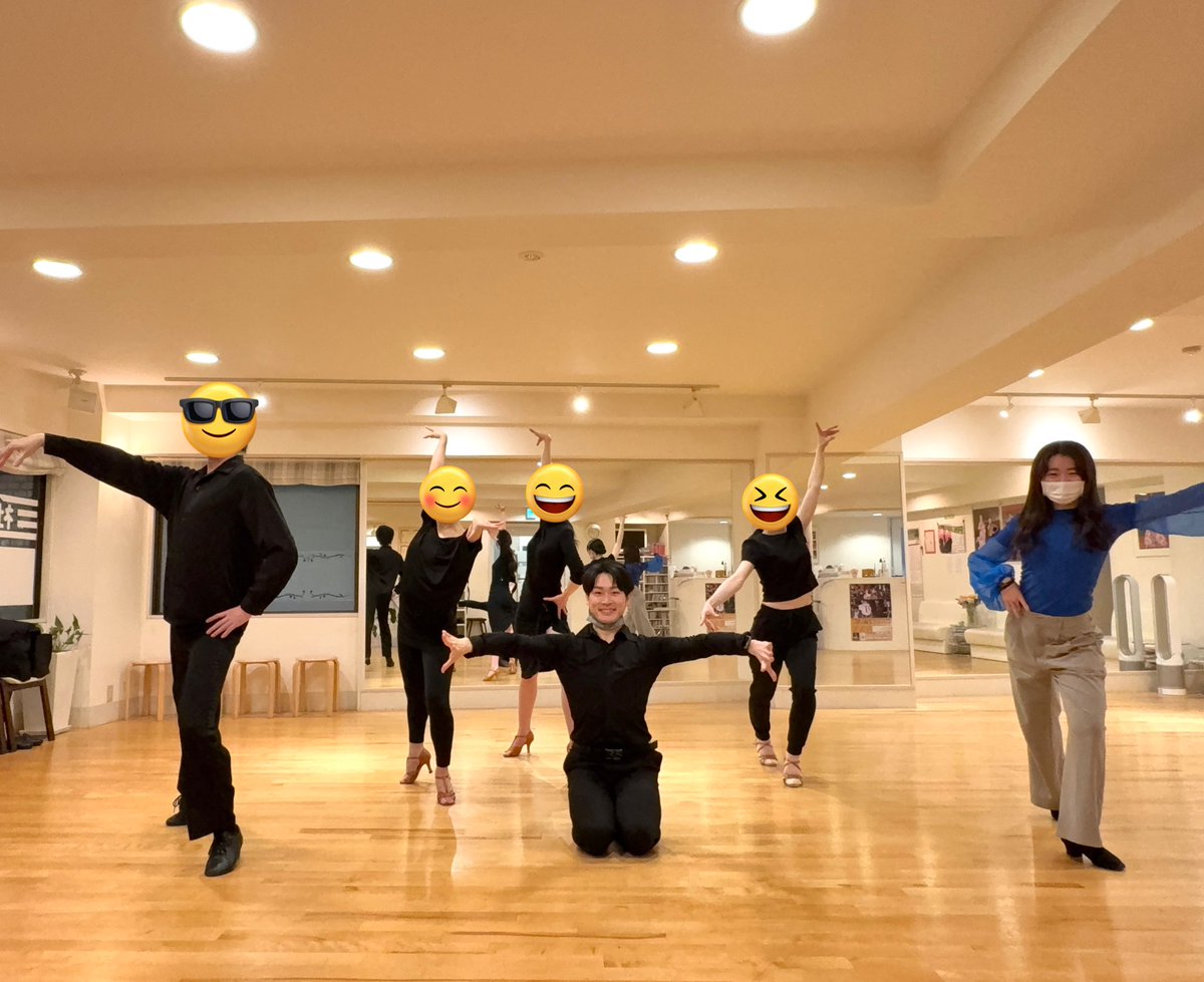 前回のRiseには4名の方々が来てくださいました🙆‍♂️✨

サンバのまとめ回として、プロムナードラン等のバウンスアクションを用いないステップも追加で解説し、たくさん練習しました🔥

次回は、3/12(木) 20:00〜、ルンバです！

神楽坂のサカモトトモキ・ダンススタジオにてお待ちしております😊