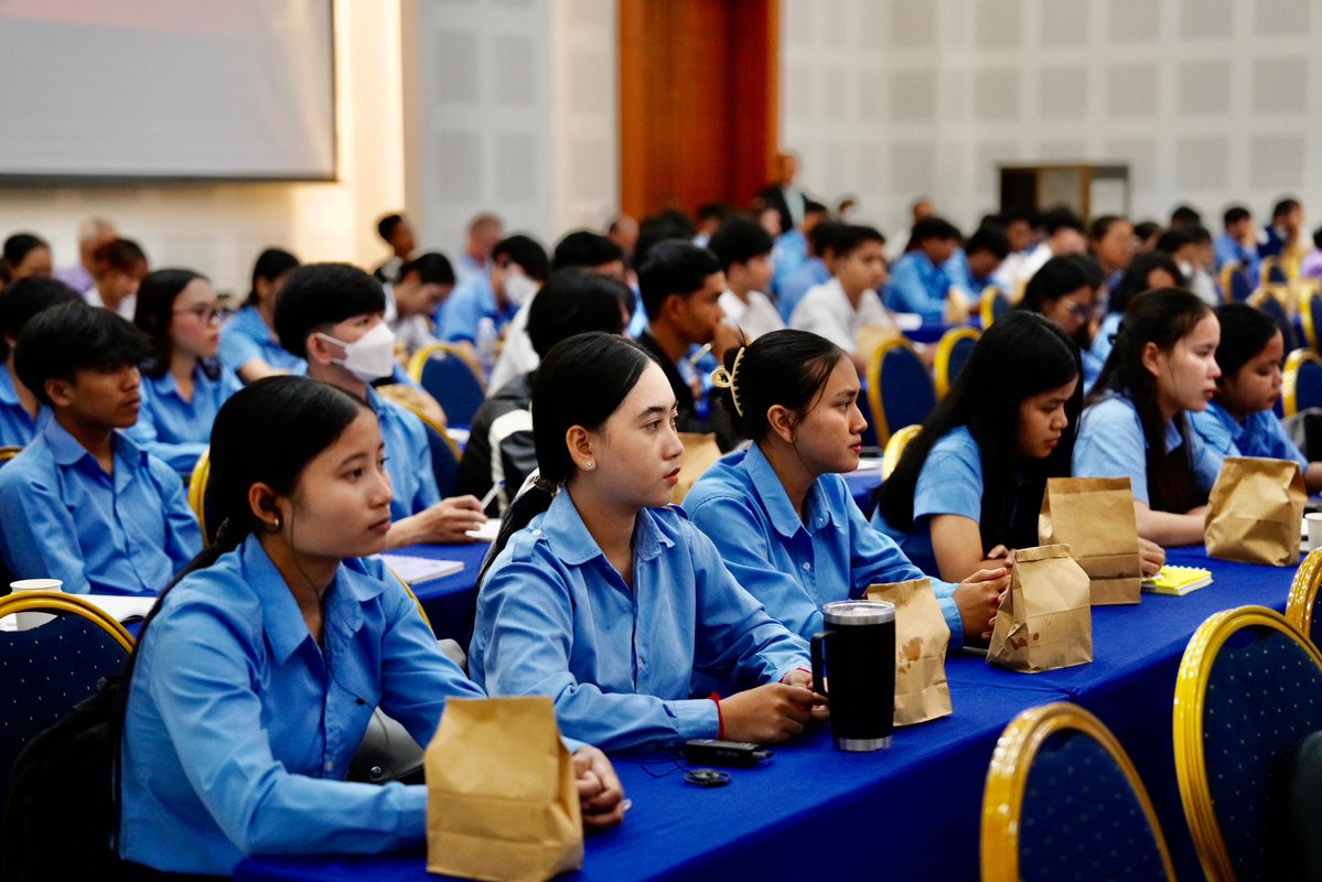 Derek Yip tweet media